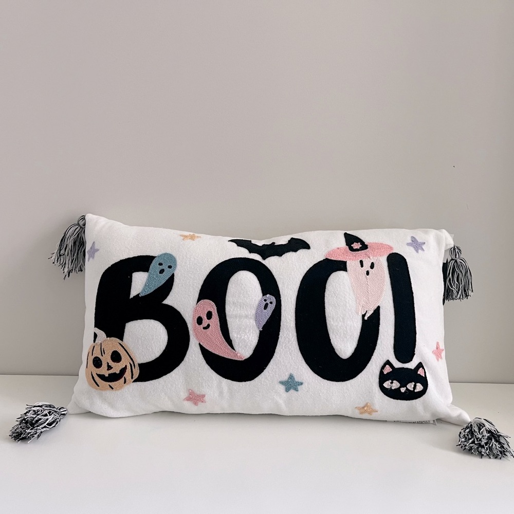 Feelin Spooky Pastel Boo Ghost TikTok Pillow NEW